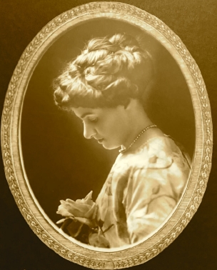 <span>Annie Bryant Fendley Woolsey:</span> Courtesy of Teresa Roby